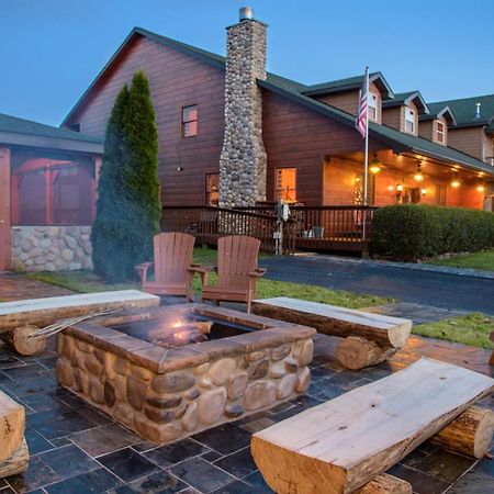 Berry Springs Lodge 세비어빌 외부 사진