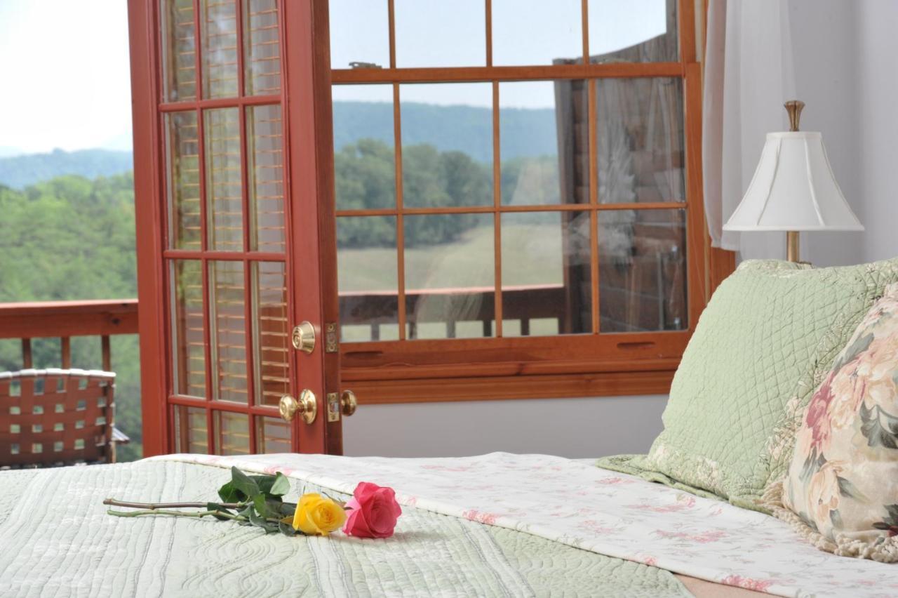 Berry Springs Lodge 세비어빌 객실 사진