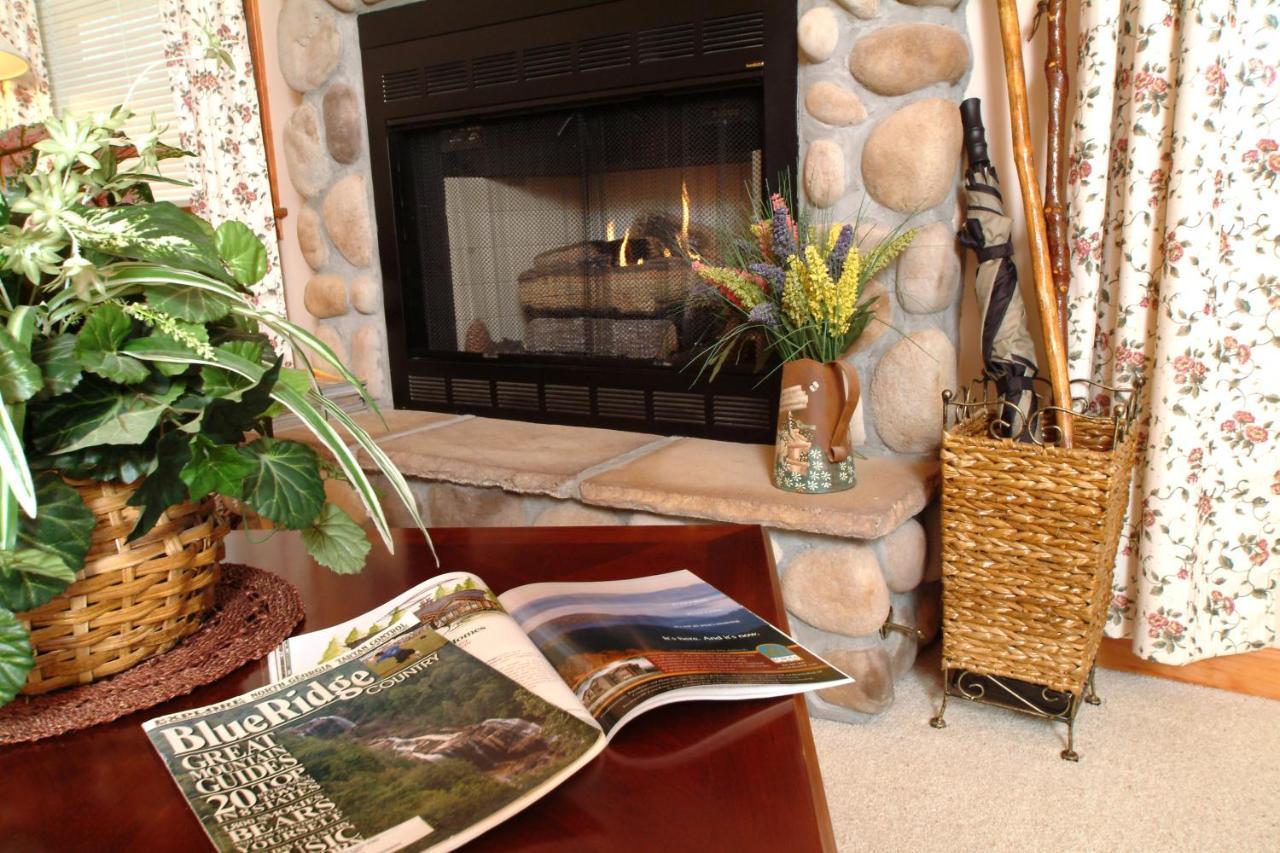 Berry Springs Lodge 세비어빌 객실 사진